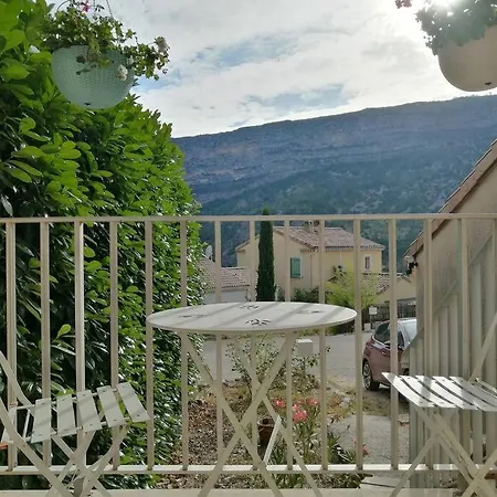 Maison Vue Sur Le Rocher