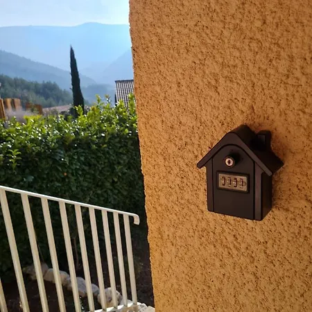 Maison Vue Sur Le Rocher Remuzat